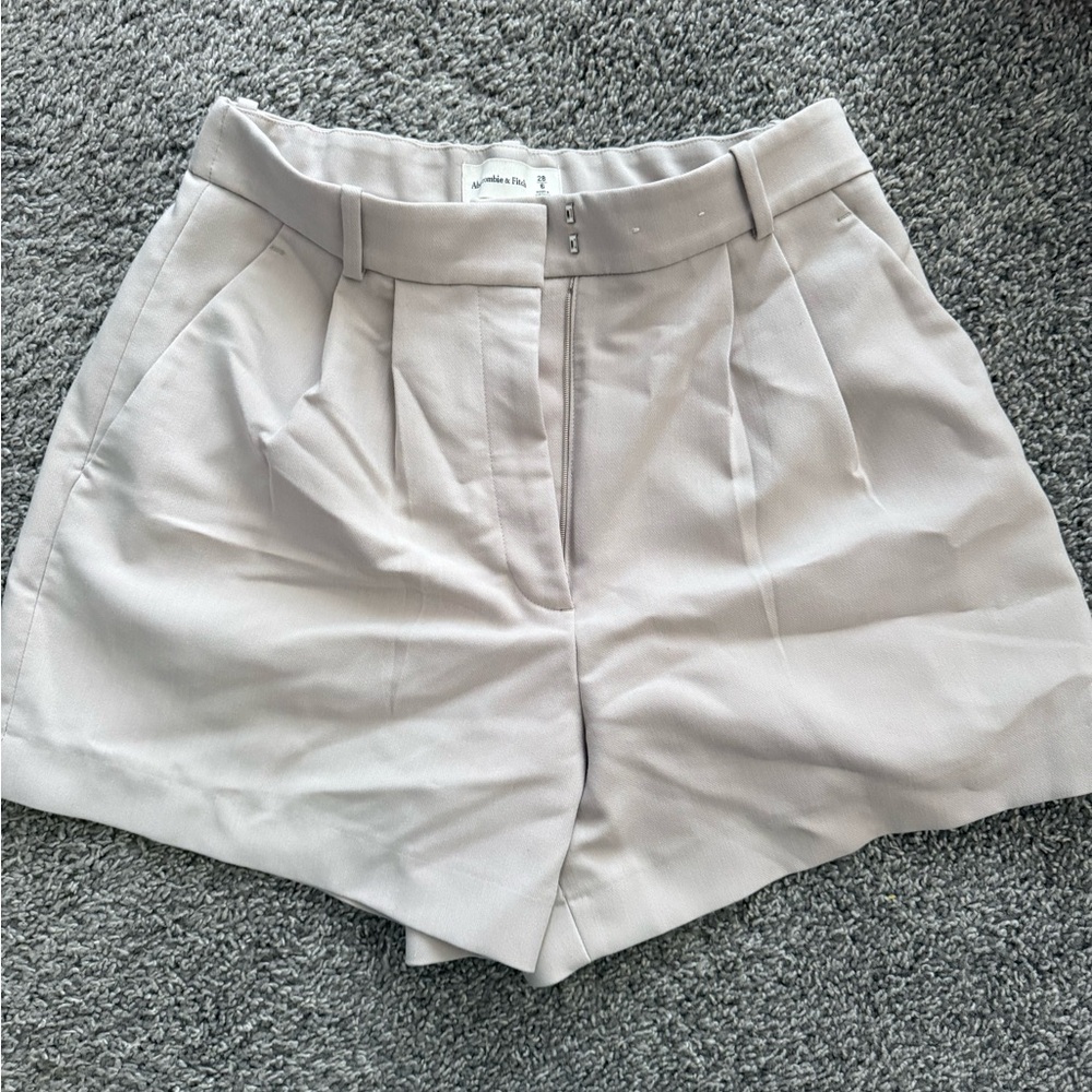 Abercrombie and Fitch high waisted taupe pleated tailored shorts